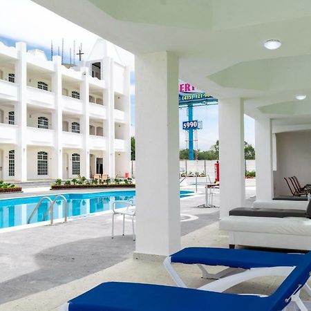 Hotel Splash Inn Альенде Экстерьер фото